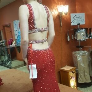 Red prom dress
